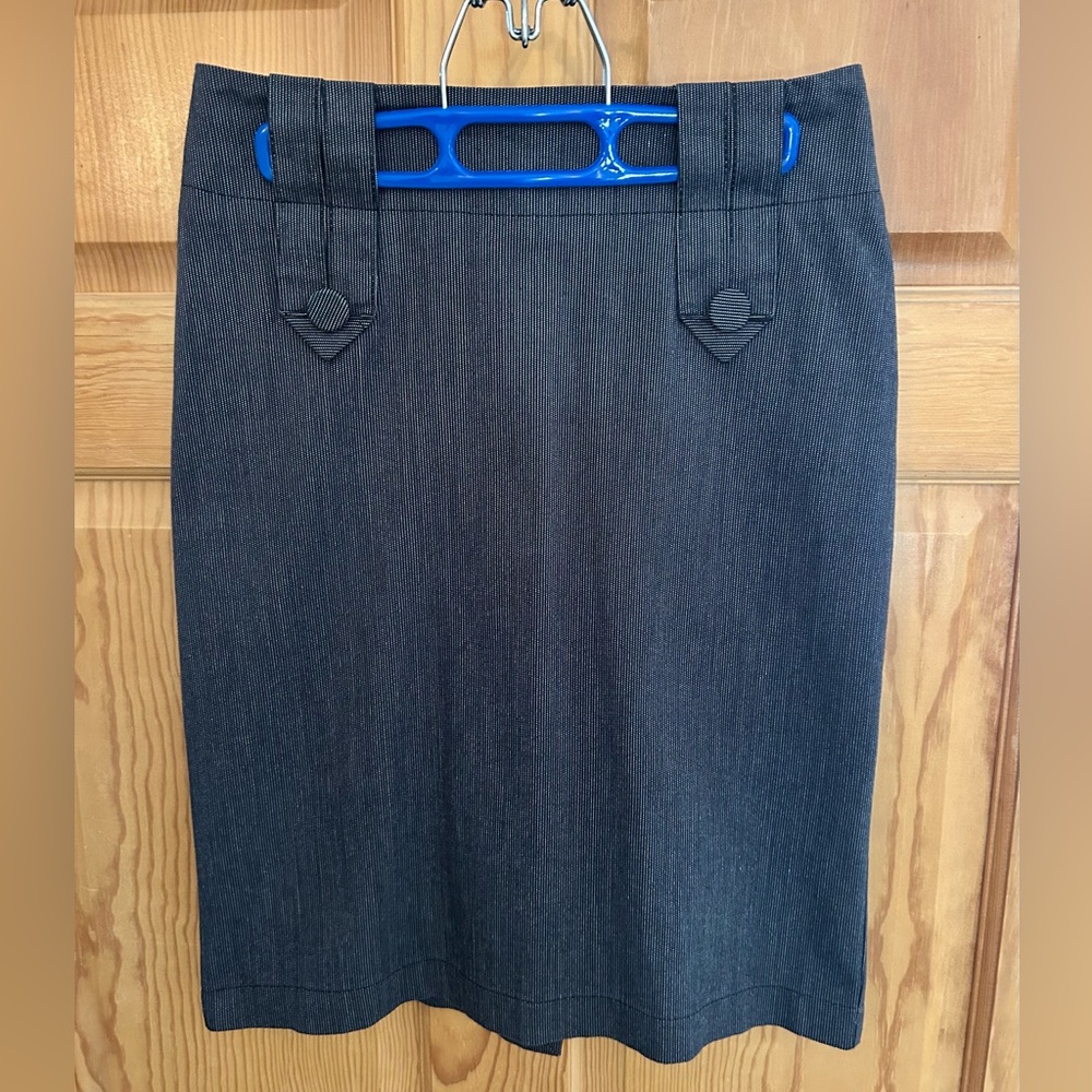 Elegant Navy & White Pencil Skirt